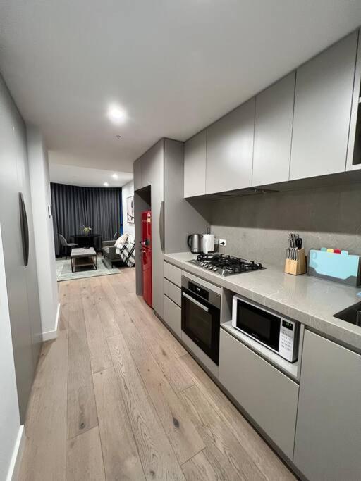 Comfy 2 Bed Apartment In The Heart Of מלבורן מראה חיצוני תמונה