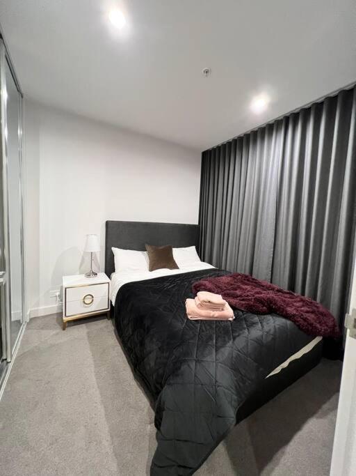 Comfy 2 Bed Apartment In The Heart Of מלבורן מראה חיצוני תמונה